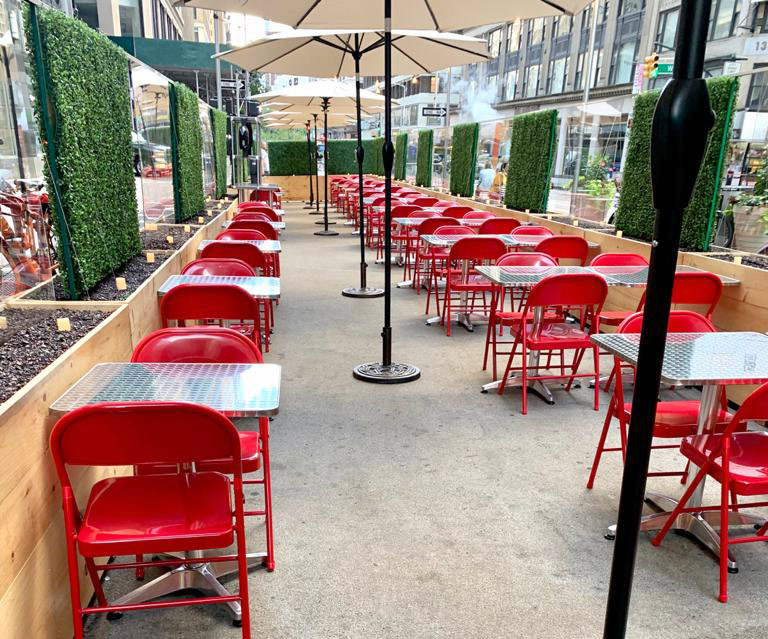 kosher outdoor dining